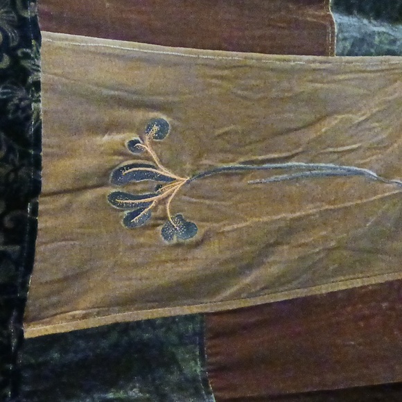 CHICO'S Velvet Jacket - Picture 4 of 5